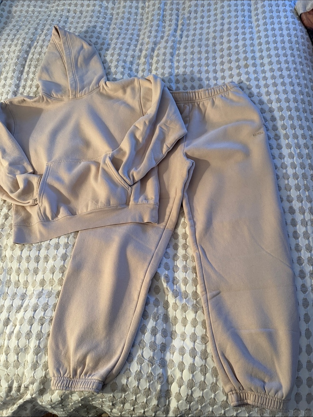 Aritzia Sweatset